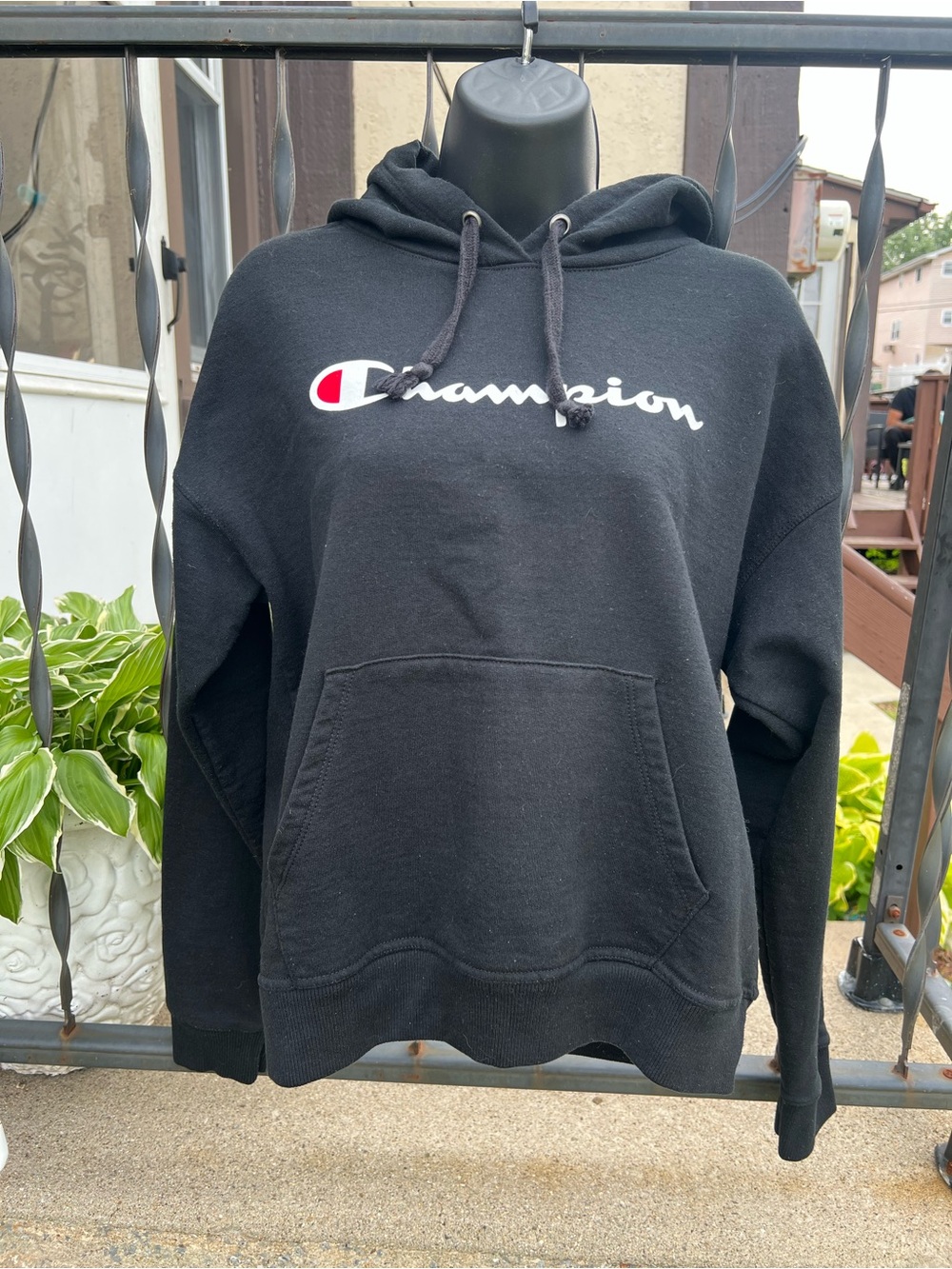 Champion Black Pullover Hoodie (Petite)